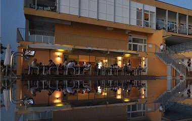 Ресторан отеля Apartments Splendid Resort 2*