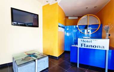 Отель Flanona 3*