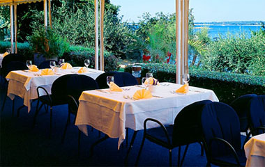Ресторан отеля Fortuna Island Hotel 3*