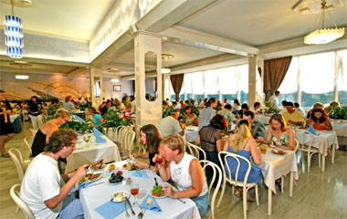 Ресторан отеля Laguna Gran Vista 3*