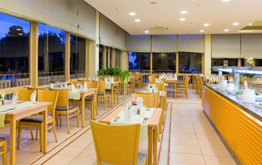 Ресторан отеля Sol Aurora 4*
