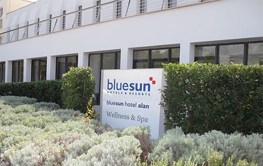 Отель Bluesun Hotel Alan 3*