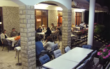 Ресторан отеля Villa Meduza 3*
