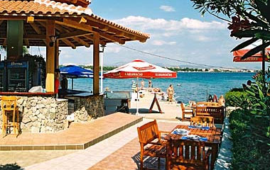 Пляж отеля Kristina 2*