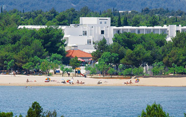 Пляж отеля Solaris Hotel Andrija 4*