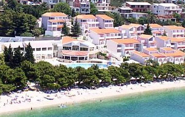 Пляж отеля Bluesun Hotel Afrodita 4*