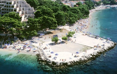 Пляж отеля Bluesun Hotel Soline 4*