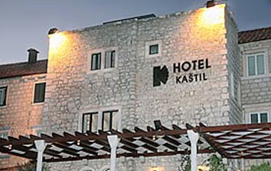 Отель Kastil 3*