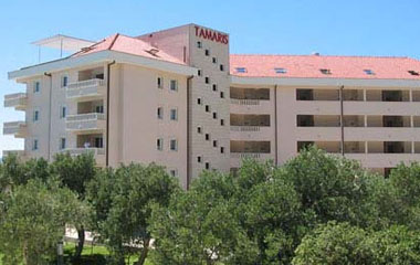 Отель Aparthotel Tamaris 4*