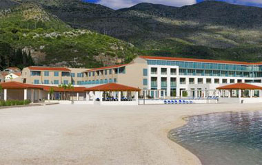 Пляж отеля Admiral Grand Hotel 5*