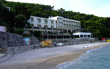 Пляж отеля Uvala 4*