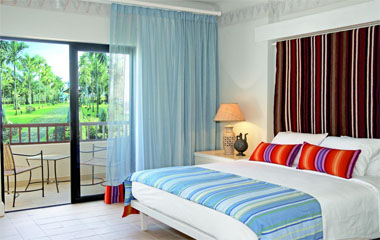 Номера отеля Crowne Plaza Oasis Port Ghalib 5*