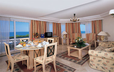 Suite отеля Dreams Beach Resort 5*