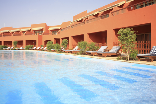 Отель Coral Sea Holiday Village Resort 5*