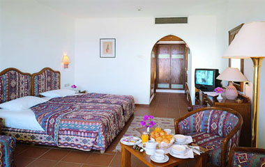 Номер отеля Domina Hotel & Resort Oasis 5*