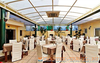 Ресторан отеля Arkadi Hotel 3*