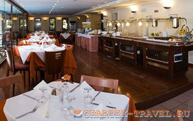 Ресторан отеля Brascos Hotel 3*