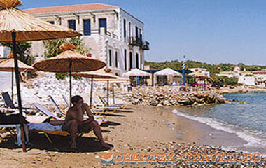 Пляж отеля Delfini Beach Hotel 2*