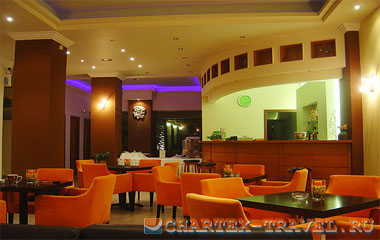 Ресторан отеля Flisvos Hotel 2*