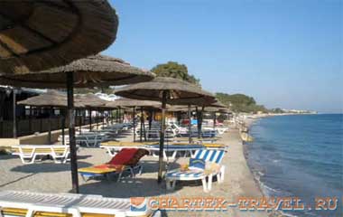 Пляж отеля Avra Beach Resort Hotel & Bungalows 4*