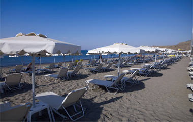 Пляж отеля Costa Lindia Beach Resort 4*