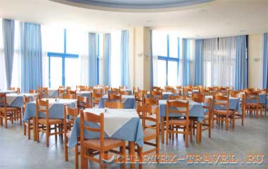 Ресторан отеля Kamari Beach Hotel 4*