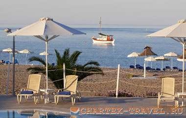 Пляж отеля Mareblue Lindos Bay Resort & Spa 4*