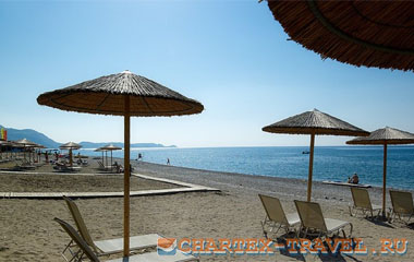Пляж отеля Miraluna Kiotari Seaside 4*