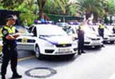 В Барселоне арестованы два поддельных полицейских, грабивших туристов.