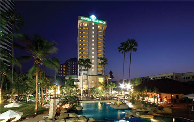 Отель Jomtien Palm Beach 4*