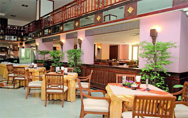 Ресторан отеля Jomtien Thani 3*