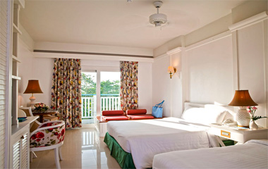 Номер отеля Andaman Seaview 4*