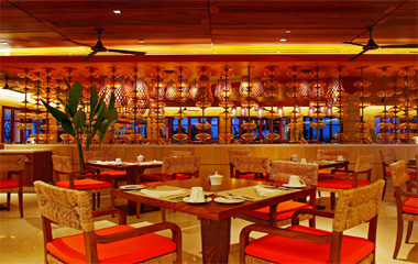 Ресторан отеля Centara Grand Beach Resort Phuket 5* 