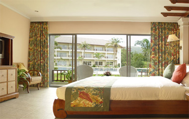 Premium Deluxe at Tropicale - Tropicale Club отеля Centara Karon Resort Phuket 4*