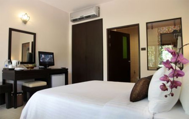 Garden Wing Double Bed Superior Room отеля Deevana Patong Resort & SPA 3*