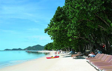 Пляж отеля Amari Palm Reef Resort 4*