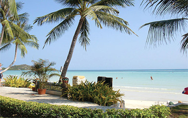 Пляж отеля Chaba Cabana Beach 4*