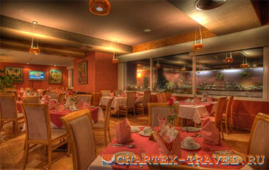 Ресторан отеля Al Diar Capital Hotel 3*