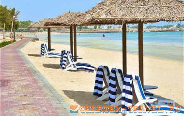 Пляж отеля Dhafra Beach Hotel 3*