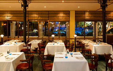 Ресторан отеля Le Meridien Abu Dhabi 4*