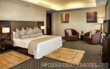 Номер отеля Mafraq Hotel Abu Dhabi 4*