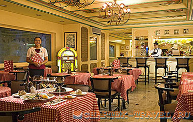 Ресторан отеля Mercure Abu Dhabi Centre Hotel 3*