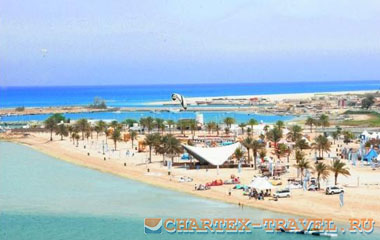 Пляж отеля Mirfa Hotel Abu Dhabi 4*