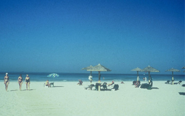Пляж отеля Ajman Beach 3*