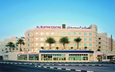 Отель Al Bustan Center & Residence Apartments 4*