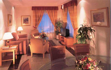 Номер отеля Al Bustan Center & Residence Apartments 4*