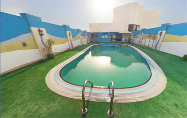 Отель Al Jawhara Gardens 4*