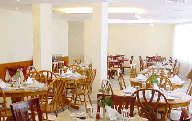 Ресторан отеля Al Jawhara Metro Hotel 2*