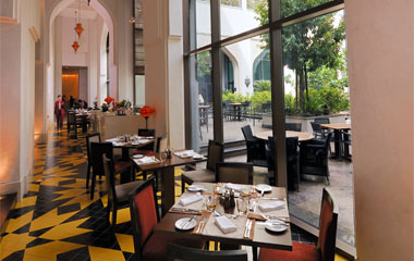 Ресторан отеля Al Manzil Hotel 4*