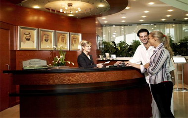 Отель Al Murooj Rotana Hotel Dubai 5*